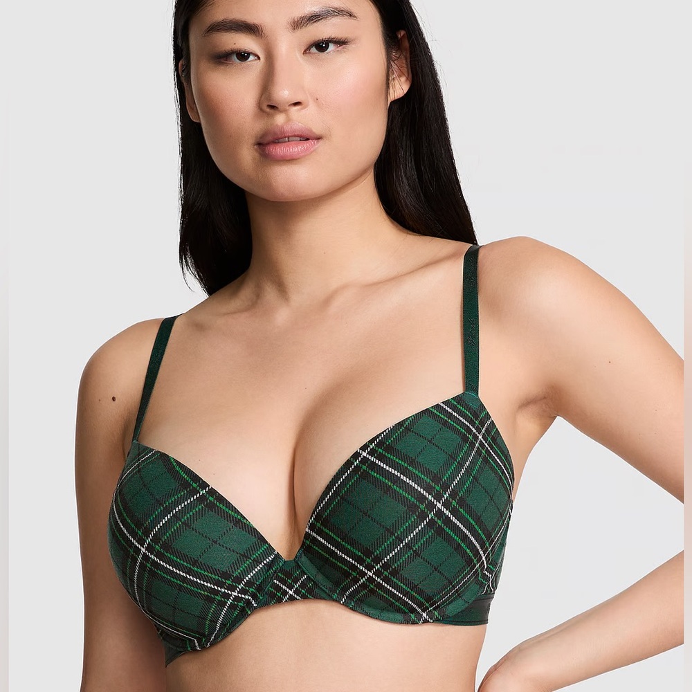 PINK WEAR EVERYWHERE PUSH-UP BRA, NWT.